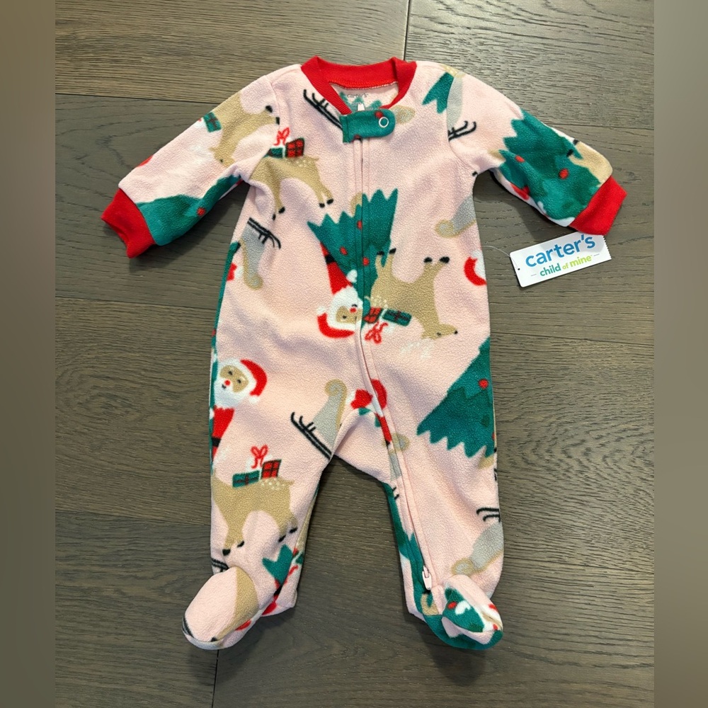 Carters holiday / Christmas baby girl sleeper 0-3M NWT ret )35 - Picture 1 of 2